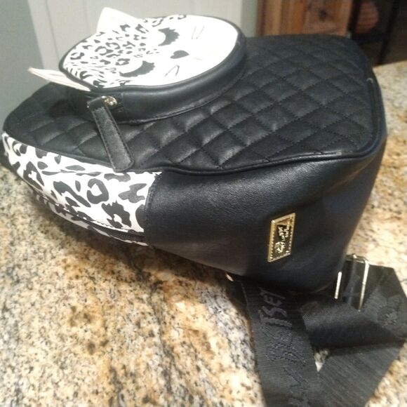 Luv Betsey Johnson Kitsch Backpack Leopard Cat Medium Bag Purse Black White - Picture 4 of 14